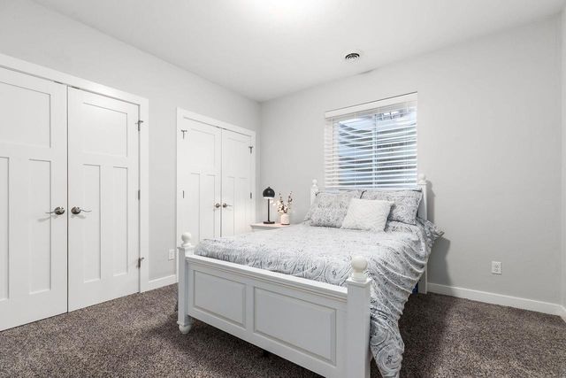 1143 AVA COURT, Neenah, WI 54956