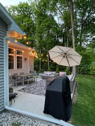 1143 AVA COURT, Neenah, WI 54956