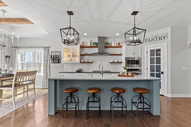 1143 AVA COURT, Neenah, WI 54956