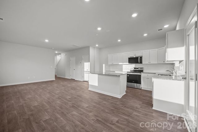 4548 Green Drake Drive, Charlotte, NC 28269