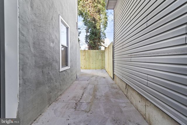 2112 N 8TH STREET, Philadelphia, PA 19122