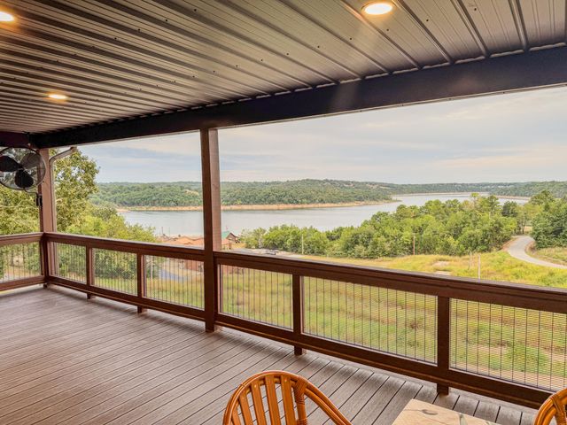 19 Lakeview Drive, Theodosia, MO 65761