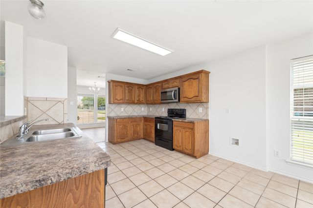 617 Marlee Drive, Forney, TX 75126
