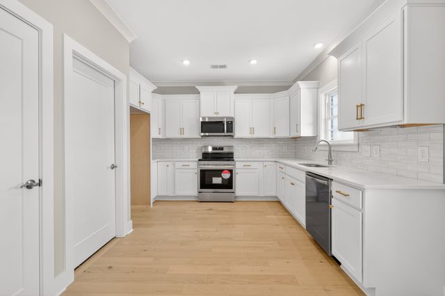 5609 Sinclair St, Murfreesboro, TN 37127