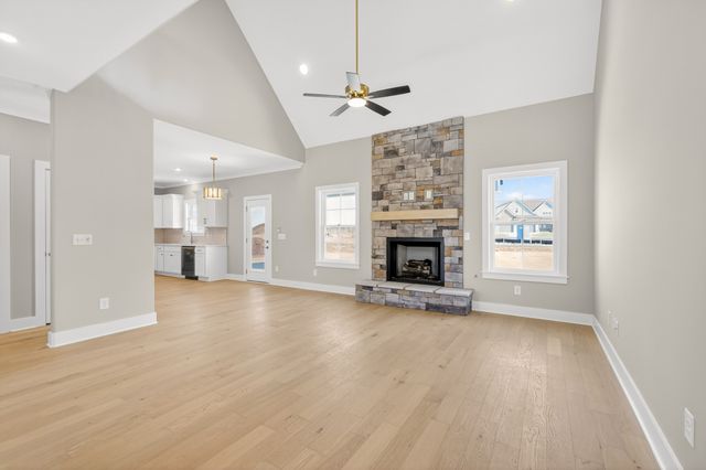 5609 Sinclair St, Murfreesboro, TN 37127