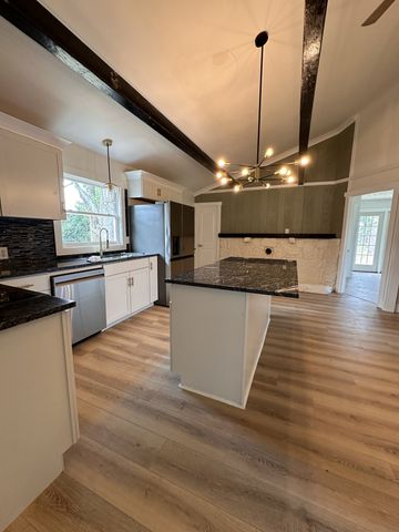 1013 Faulkner Springs Rd, Mcminnville, TN 37110