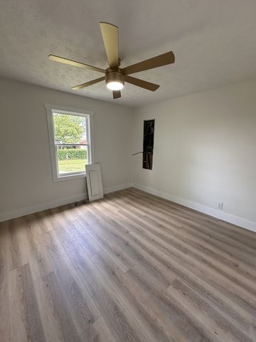 1013 Faulkner Springs Rd, Mcminnville, TN 37110