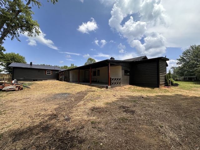 1013 Faulkner Springs Rd, Mcminnville, TN 37110