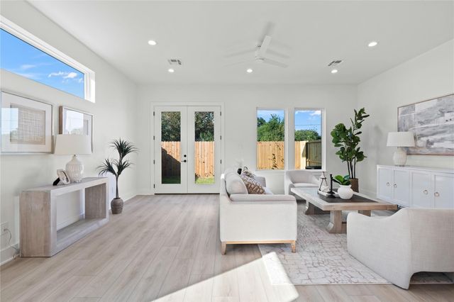 3617A Mt Pleasant Street, Houston, TX 77021