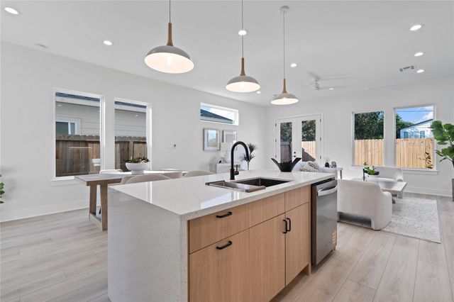 3617A Mt Pleasant Street, Houston, TX 77021