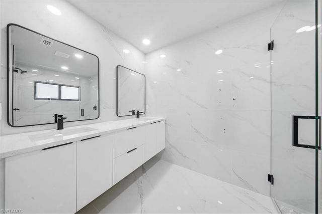 711 Roosevelt AVE, Lehigh Acres, FL 33936