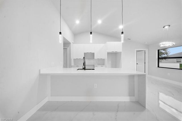 711 Roosevelt AVE, Lehigh Acres, FL 33936