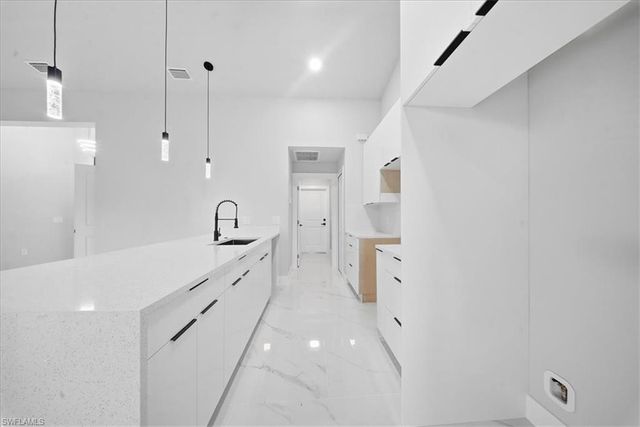 711 Roosevelt AVE, Lehigh Acres, FL 33936