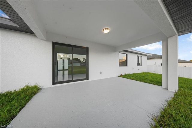 711 Roosevelt AVE, Lehigh Acres, FL 33936