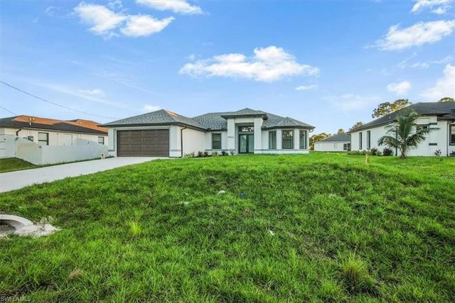 711 Roosevelt AVE, Lehigh Acres, FL 33936