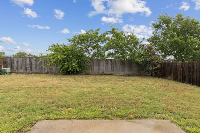 9104 Warren Drive, Mckinney, TX 75071