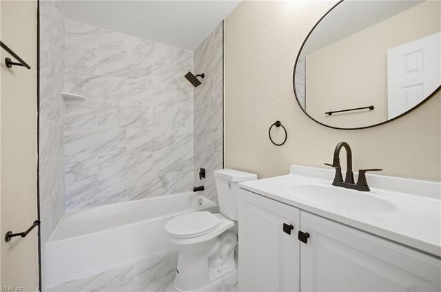 4008 Sloop TRL, Chesapeake, VA 23321