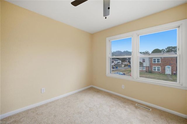 4008 Sloop TRL, Chesapeake, VA 23321