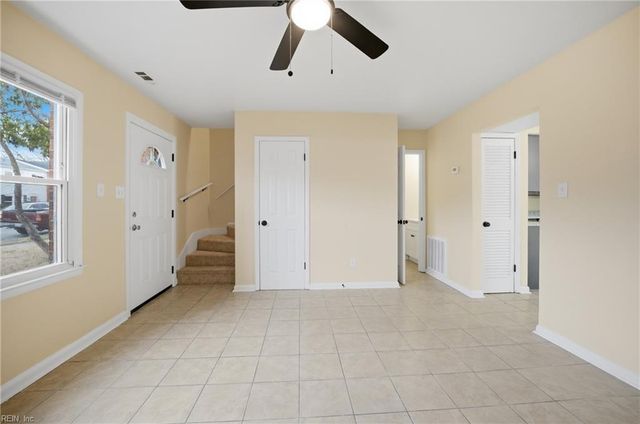 4008 Sloop TRL, Chesapeake, VA 23321