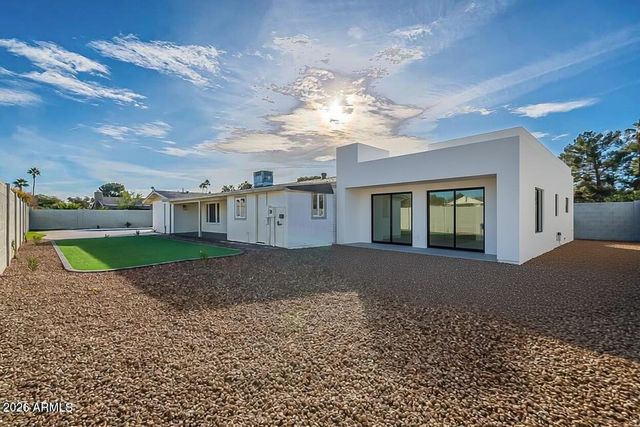5050 E PARADISE Drive, Scottsdale, AZ 85254