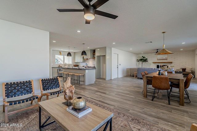 5050 E PARADISE Drive, Scottsdale, AZ 85254