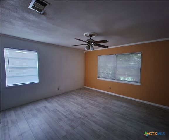 1004 Cedar Drive, Killeen, TX 76543