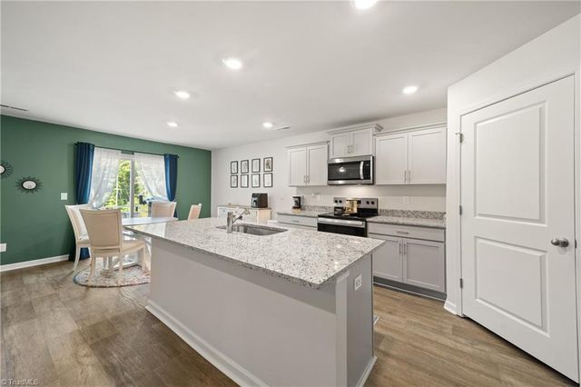 173 Nova Lane, King, NC 27021