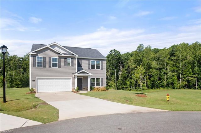 173 Nova Lane, King, NC 27021