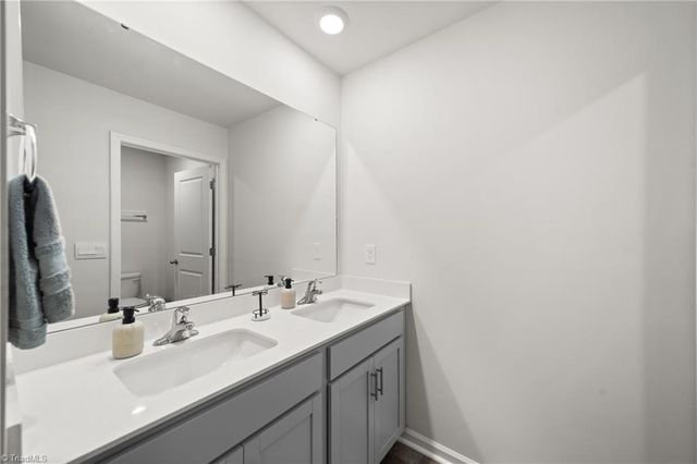 173 Nova Lane, King, NC 27021