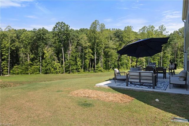 173 Nova Lane, King, NC 27021