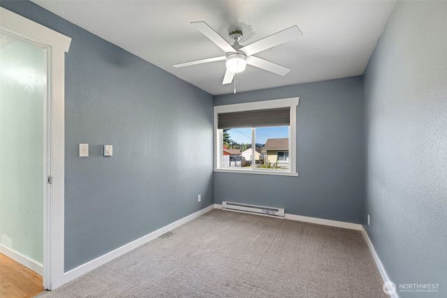 2712 Hefner Avenue, Bremerton, WA 98310