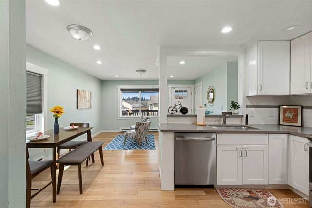 2712 Hefner Avenue, Bremerton, WA 98310