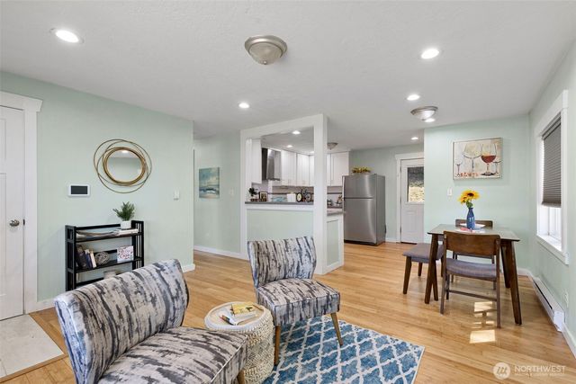 2712 Hefner Avenue, Bremerton, WA 98310