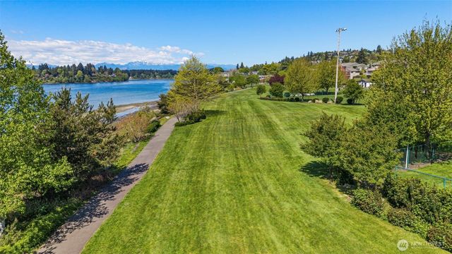 2712 Hefner Avenue, Bremerton, WA 98310