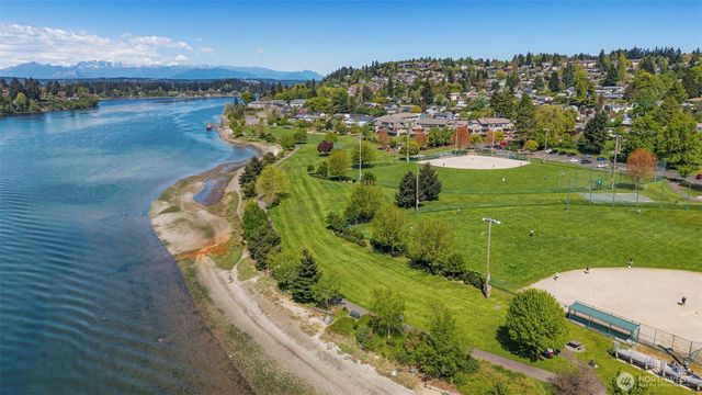 2712 Hefner Avenue, Bremerton, WA 98310