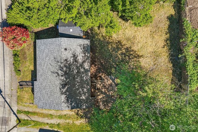 2712 Hefner Avenue, Bremerton, WA 98310