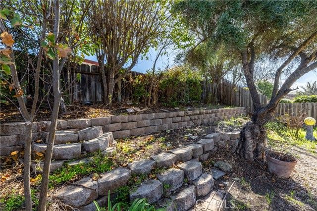 1834 Lark Ellen, Paso Robles, CA 93446