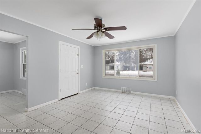 22160 Morton Street, Oak Park, MI 48237