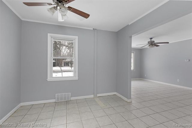 22160 Morton Street, Oak Park, MI 48237