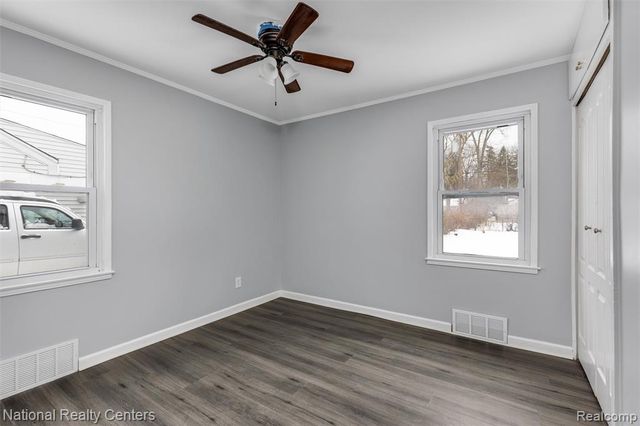 22160 Morton Street, Oak Park, MI 48237