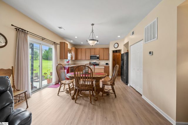 105 Mercer Drive, Simpsonville, SC 29681