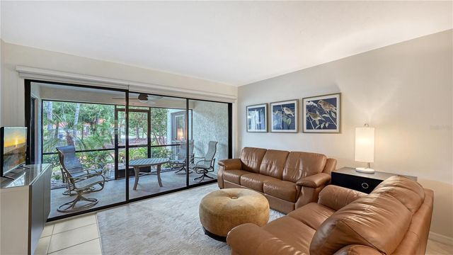 4729 WINSLOW BEACON 11, Sarasota, FL 34235