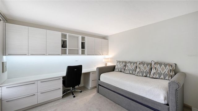 4729 WINSLOW BEACON 11, Sarasota, FL 34235