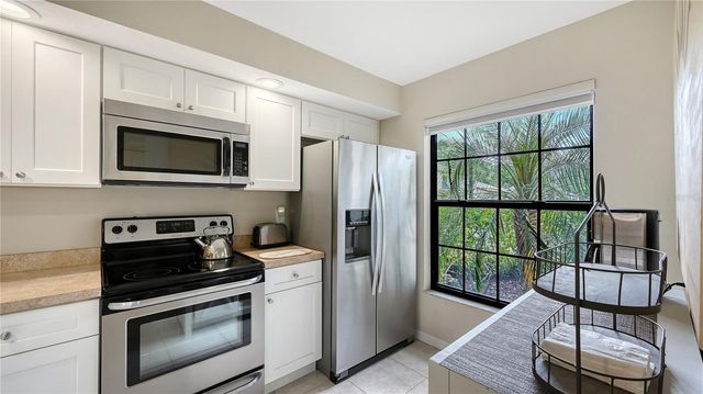 4729 WINSLOW BEACON 11, Sarasota, FL 34235