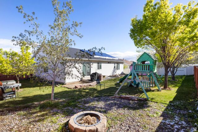 8795 W FLORENCE DR, Magna, UT 84044