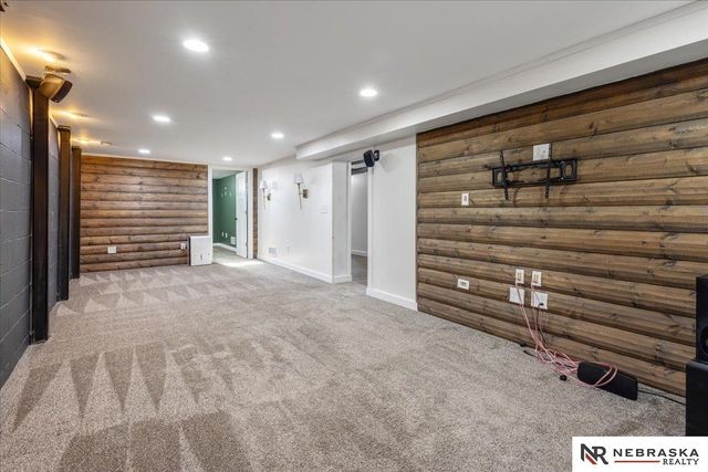 6731 Fremont Street, Lincoln, NE 68507