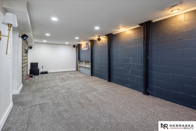 6731 Fremont Street, Lincoln, NE 68507