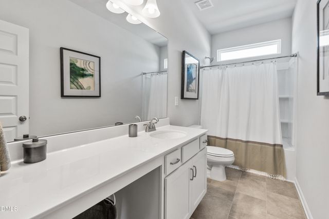 1660 Elk Run Drive, Fayetteville, NC 28312