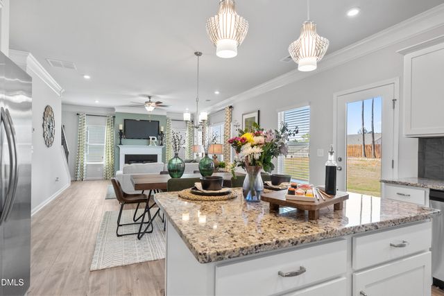 1660 Elk Run Drive, Fayetteville, NC 28312