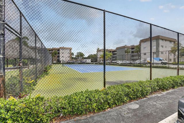 2491 SW 82nd Avenue 108, Davie, FL 33324